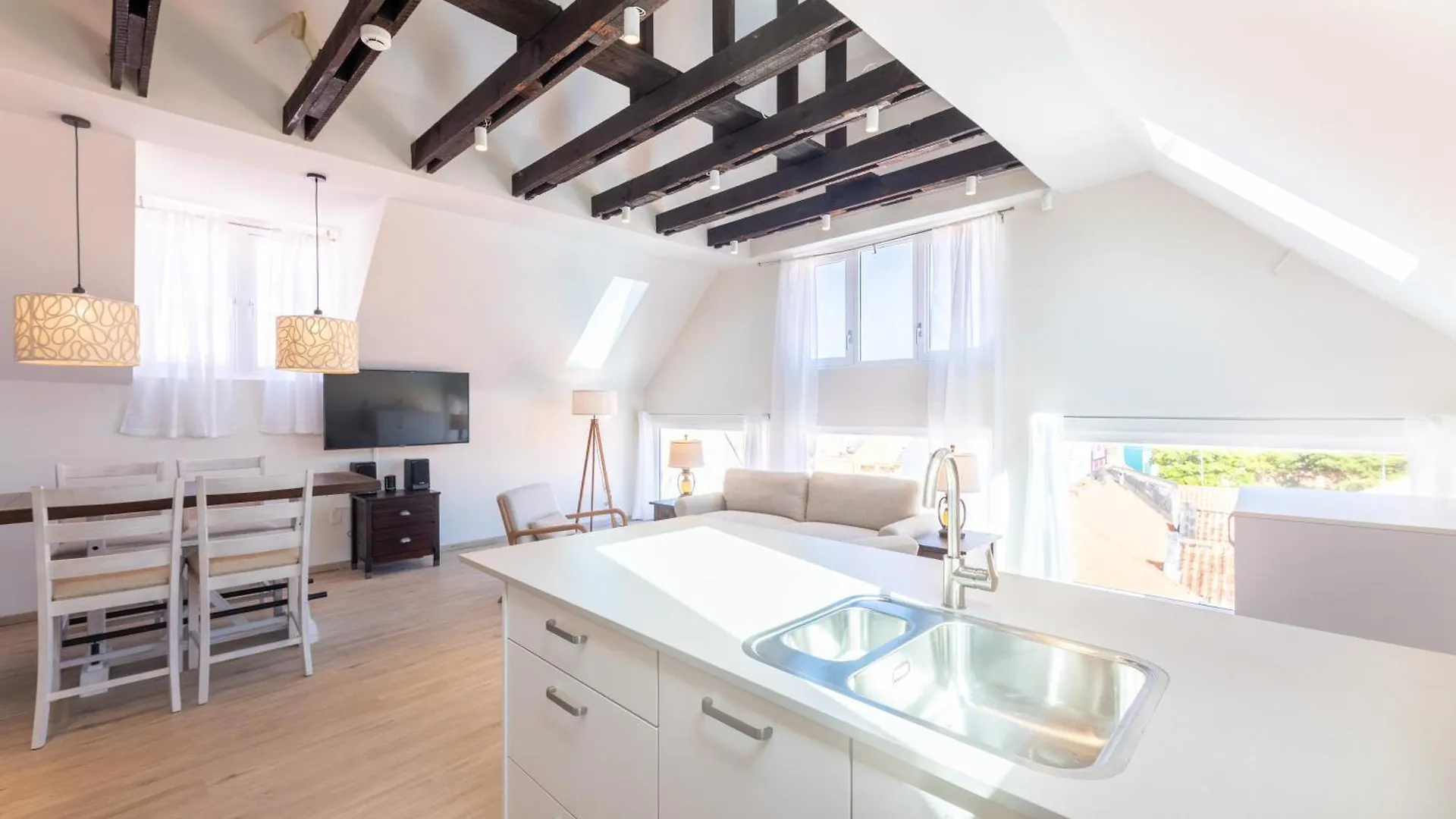 Downtown Dreamstay, Classic 2Br Suites Willemstad 0*,